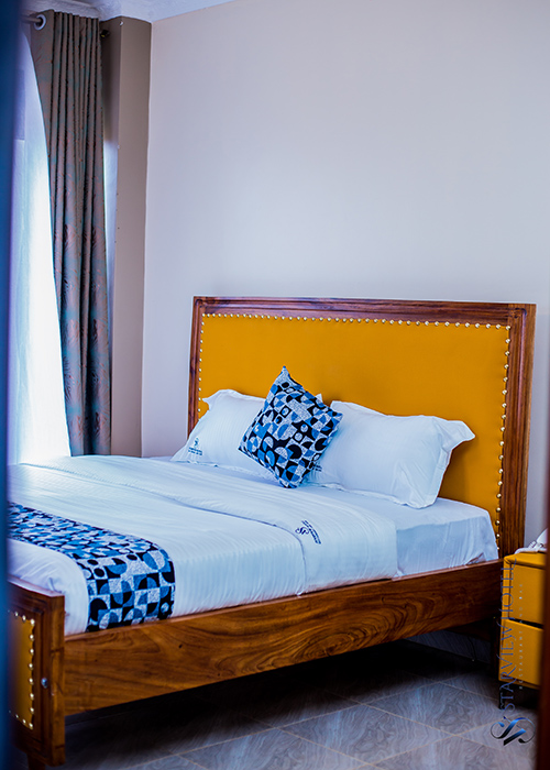 suite_with_a_lake_view2